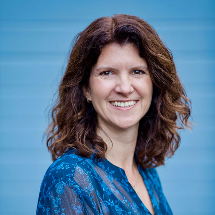 Author Amy Wright Photograph of Author Amy Wright